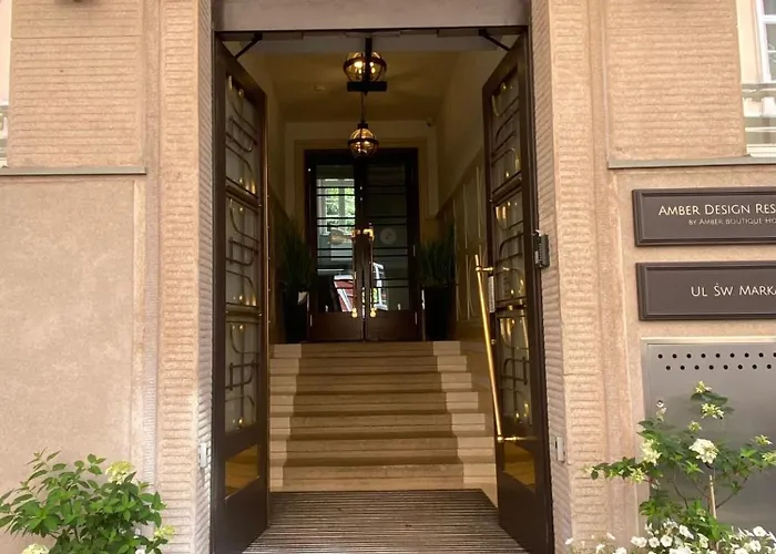 Amber Design Residence